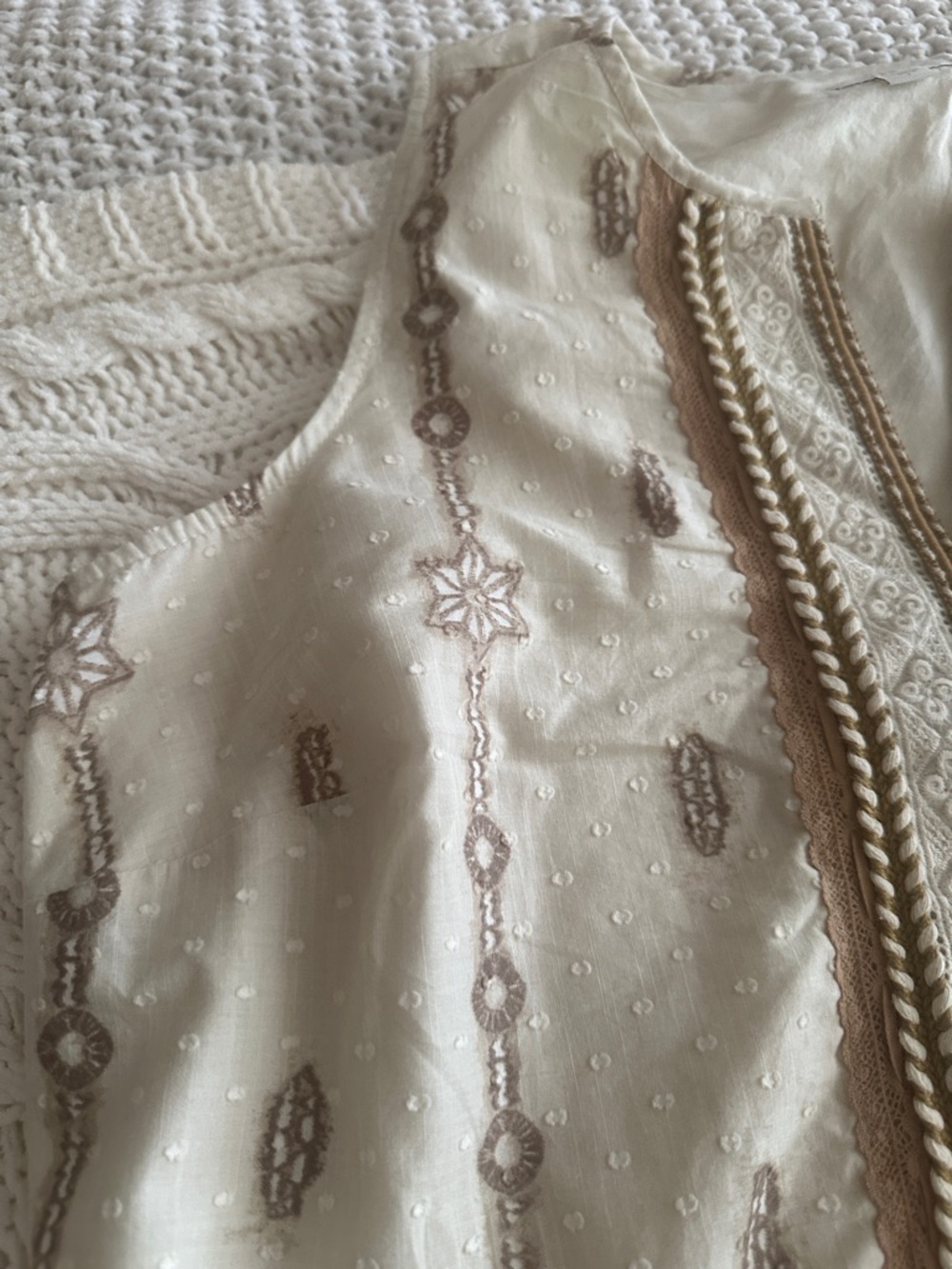 100% Cotton - White/Cream Embroidered Summer Dress - Neutral Floral + Pockets - Picture 3 of 12